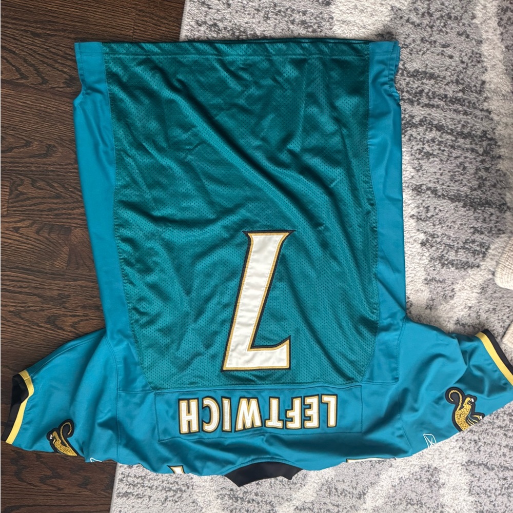 2003-04 JACKSONVILLE JAGUARS LEFTWICH #7 REEBOK ON FIELD JERSEY - Picture 4 of 8